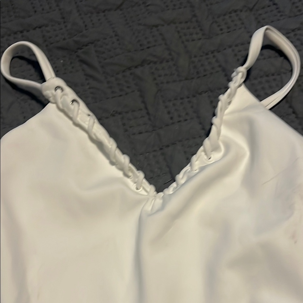 Good American : White One-Piece Swimsuit - XS - Picture 4 of 8